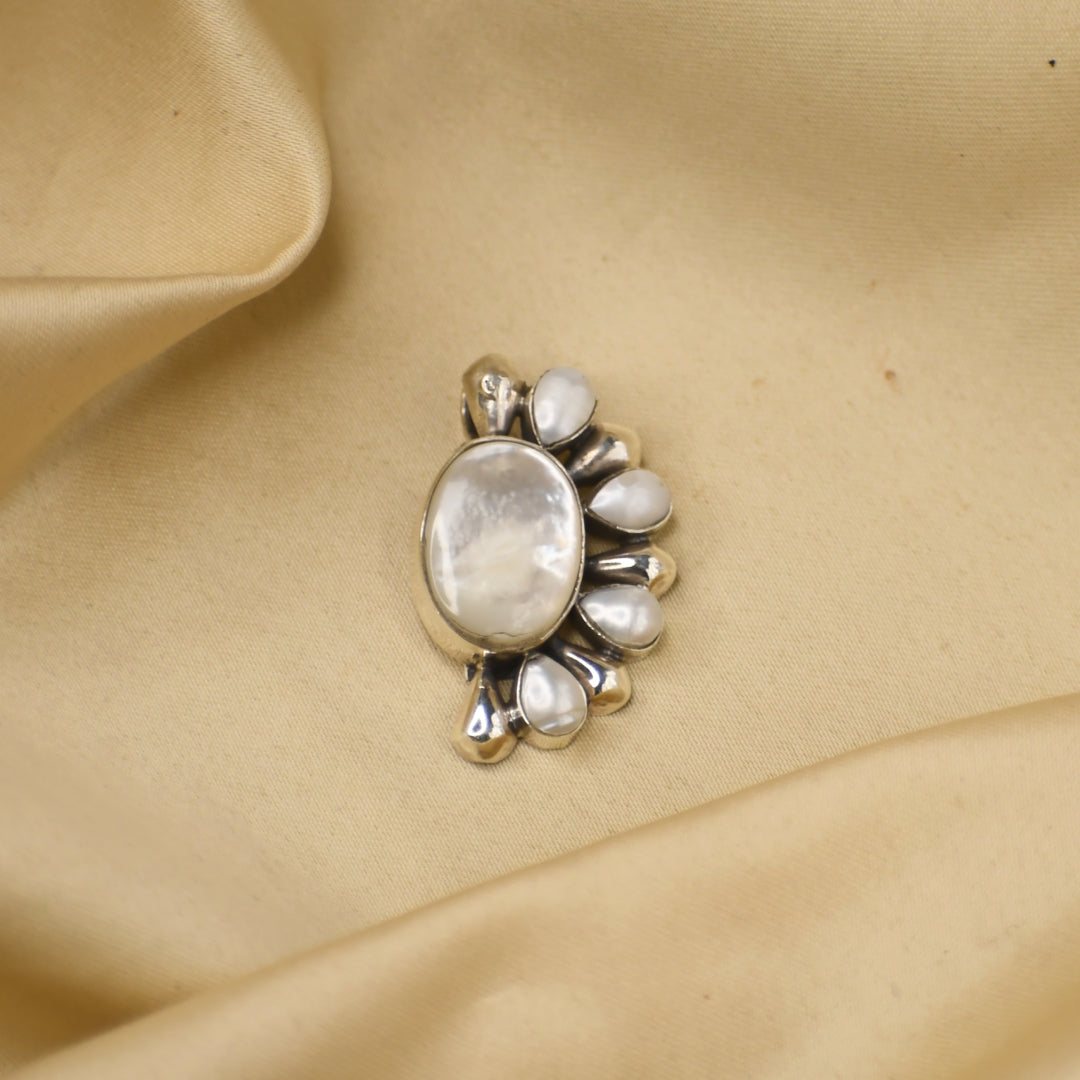Semicircular Pearl Pendant